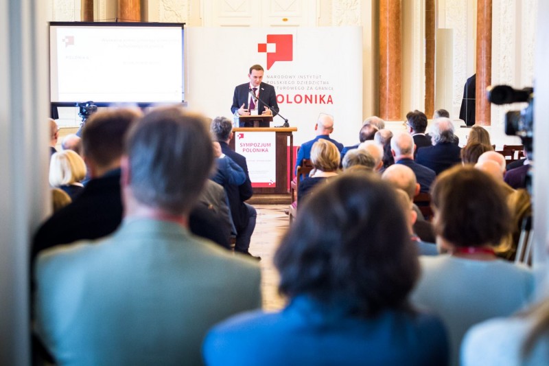 Sympozjum „POLONIKA. Diagnoza potrzeb – strategia działań”, Instytut POLONIKA