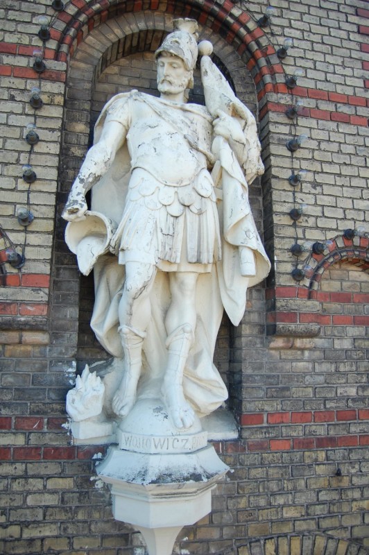 Ochrona dziedzictwa kulturowego dawnego województwa ruskiego, Instytut POLONIKA