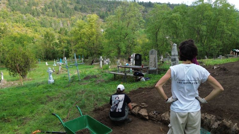 4Raszkow Badania archeologiczne widok z góry (3)